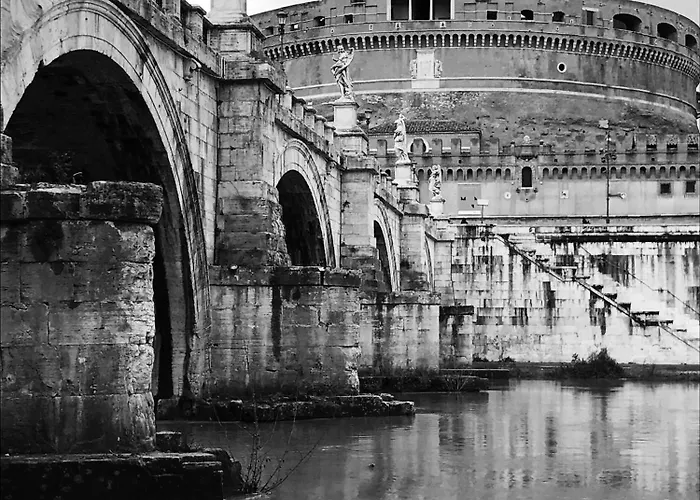 Pardis אכסניה *